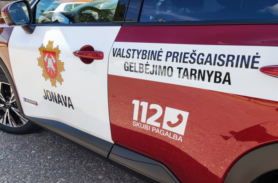 Darbinga Jonavos ugniagesių gelbėtojų para