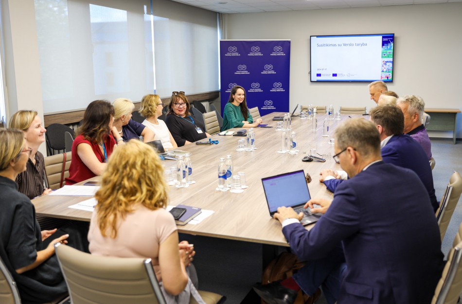 Ieškoma verslui palankių sprendimų, siekiant mažinti administracinę naštą