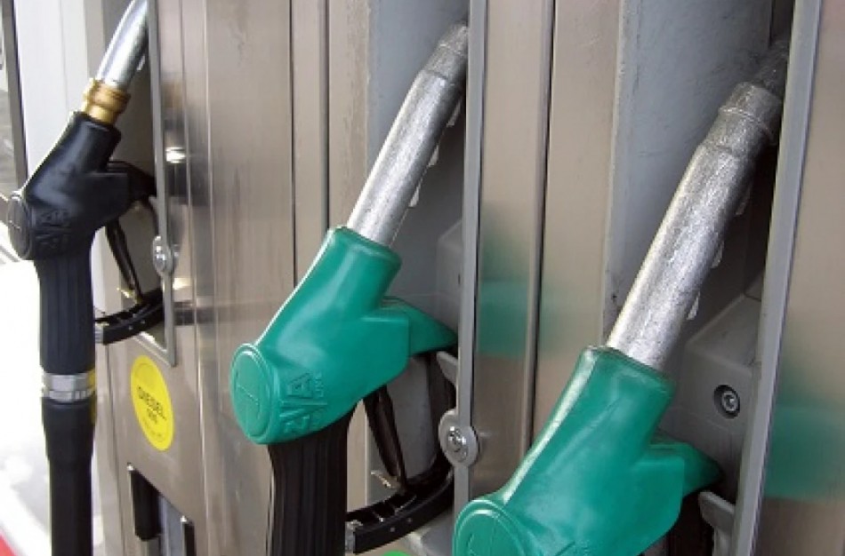 Puiki žinia: Lietuvoje benzinas ir dyzelinas kainuoja pigiau nei kaimyninėse šalyse