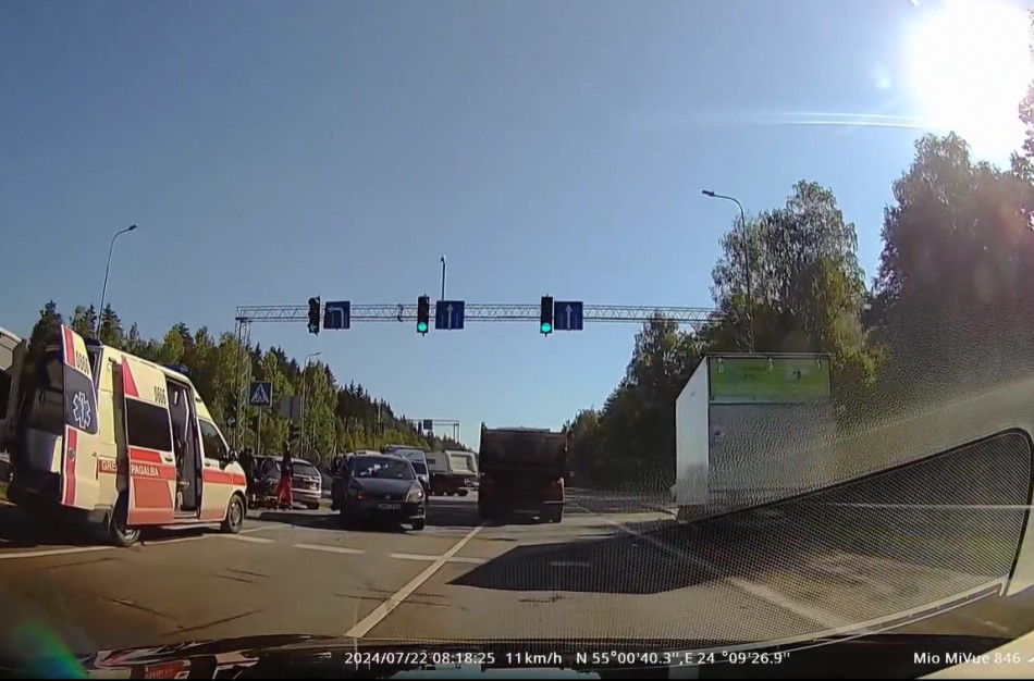 Savaitės pradžioje - dvi avarijos Užusalių seniūnijoje