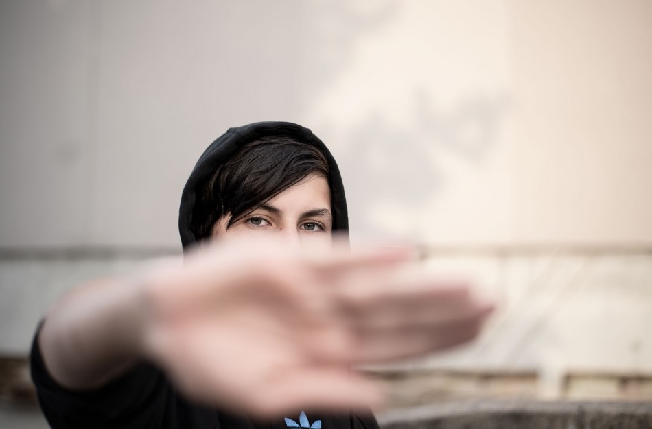 Iš namų bėgantys ar laiku negrįžtantys vaikai: kaip elgtis aplinkiniams ir kaip padėti vaikui