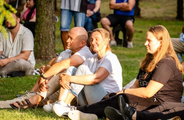 Užusaliuose skambėjo muzikos festivalio „Dainos prie Šešuvos“ melodijos