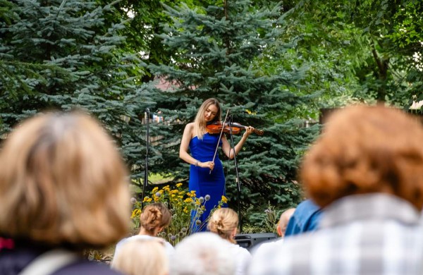 Užusaliuose skambėjo muzikos festivalio „Dainos prie Šešuvos“ melodijos
