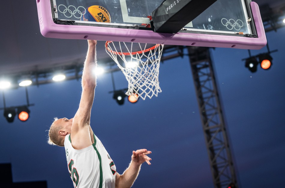 Krepšininkai Paryžiuje nusileido Nyderlandams, bet kovos dėl bronzos