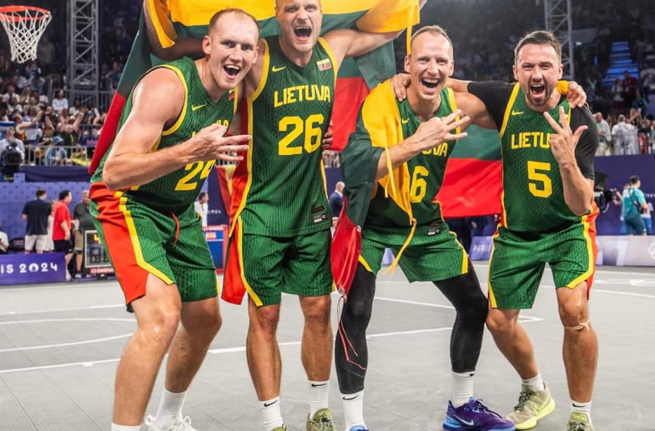 Nuostabus krepšininkų pasirodymas Paryžiuje - iškovota istorinė bronza