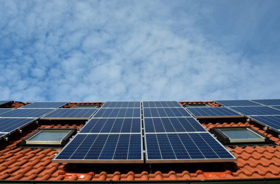 Energetikos aktualijos: liepą pasigaminome 64 proc. vartojimui reikalingos elektros, aktyviai dirba saulės jėgainės