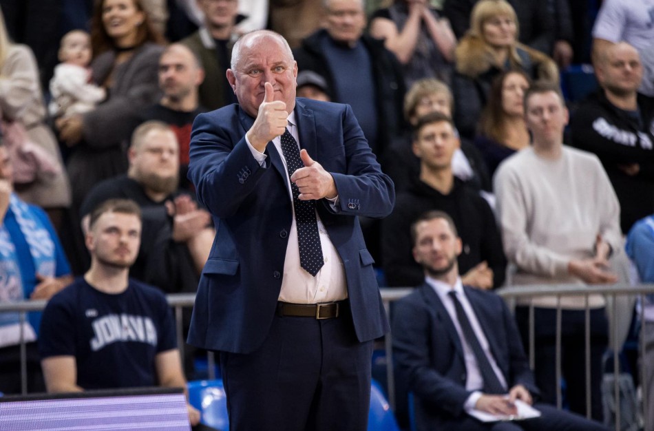 Oficialu: V. Šeškus treniruos Mažeikių komandą