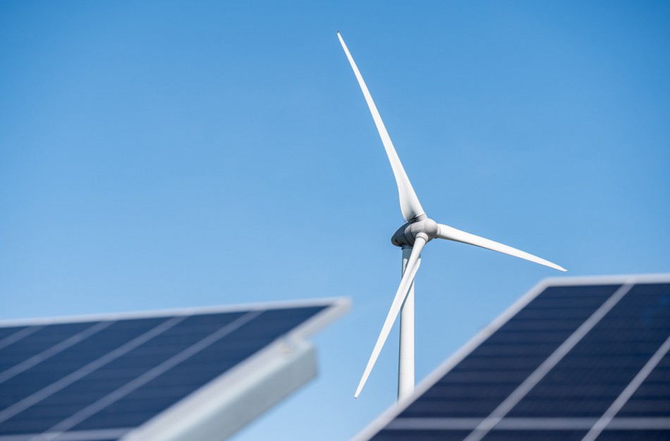 Į Lietuvos energetinę transformaciją – su saule ir vėju: kiek jau esame pažengę?