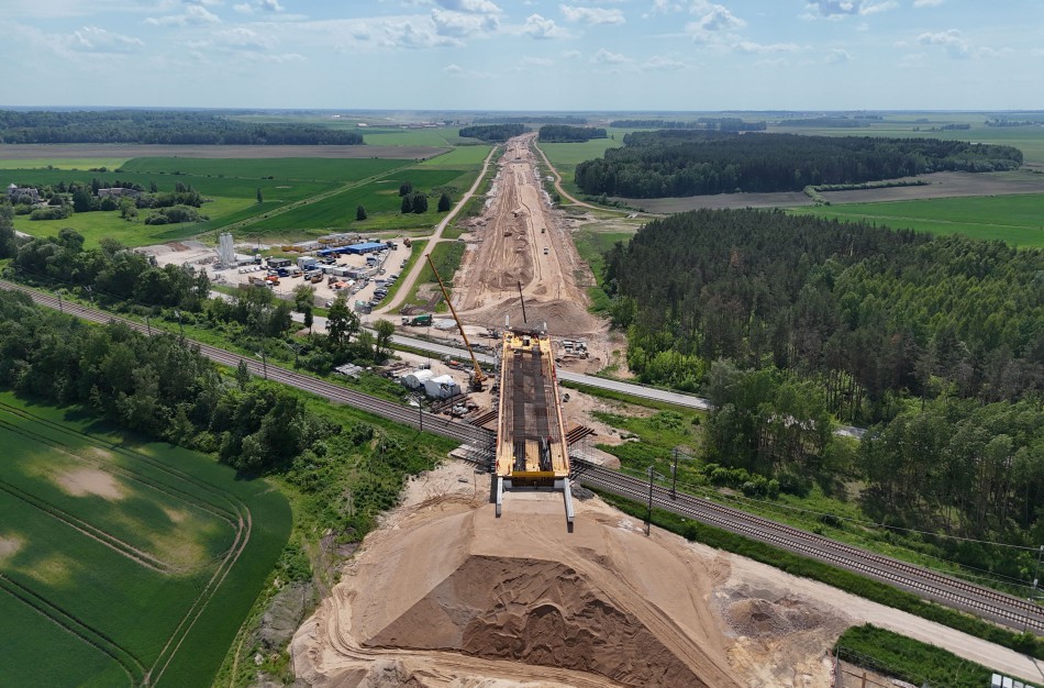 Ilgiausio Baltijos šalyse – 1,5 km – tilto, kuriuo bus tiesiama „Rail Baltica“, statytojams teko įveikti technologinius iššūkius