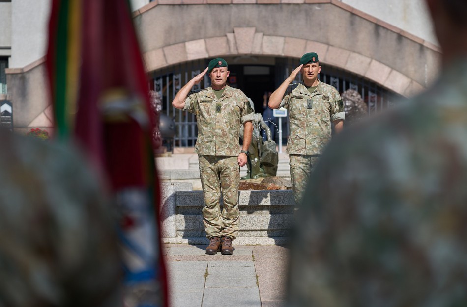 Lietuvos kariuomenės vyriausiuoju puskarininkiu paskirtas seržantas majoras Darius Masiulis