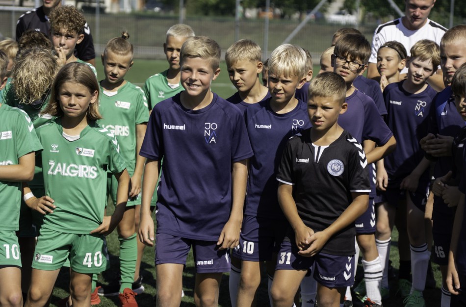 Justo Labučio atminimo futbolo turnyre - jaunųjų jonaviečių triumfas