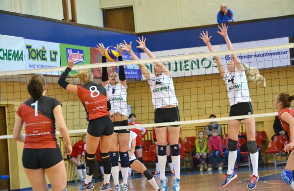 Baltijos moterų tinklinio lygos sezonas – finišo tiesiojoje