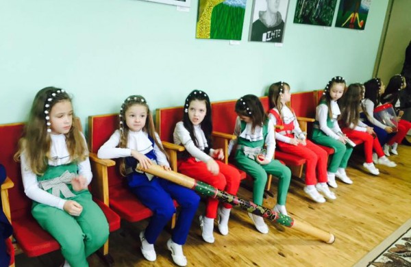 Dainų dainelės konkurse dalyvaujanti Jonavos vaikų grupė VIVA prašo jonaviečių palaikymo