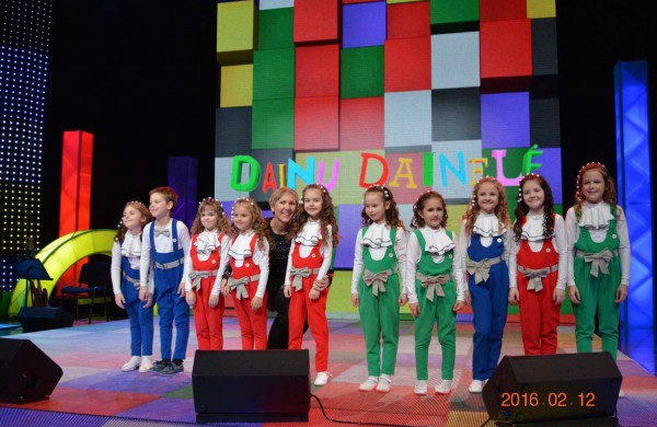 Dainų dainelės konkurse dalyvaujanti Jonavos vaikų grupė VIVA prašo jonaviečių palaikymo