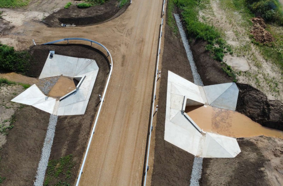 Aktyviuose „Rail Baltica“ ruožuose Jonavoje užbaigti tiesti jungiamieji keliai ir drenažo sistema