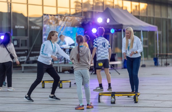 Jonavoje vyko naktinė „BEACTIVE NIGHT JONAVA“ sporto šventė