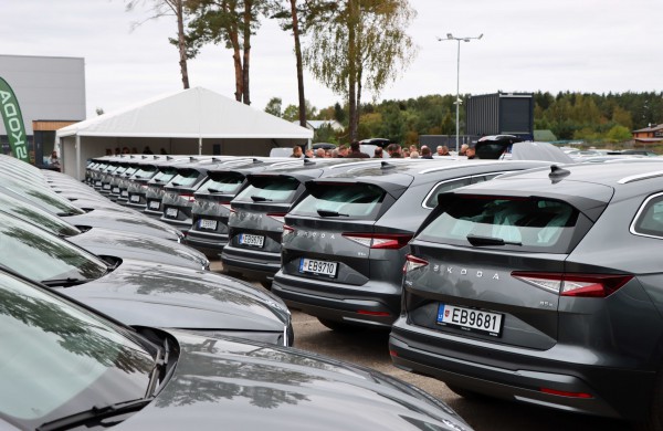 VMU regioninius padalinius pasiekė 88 elektromobiliai