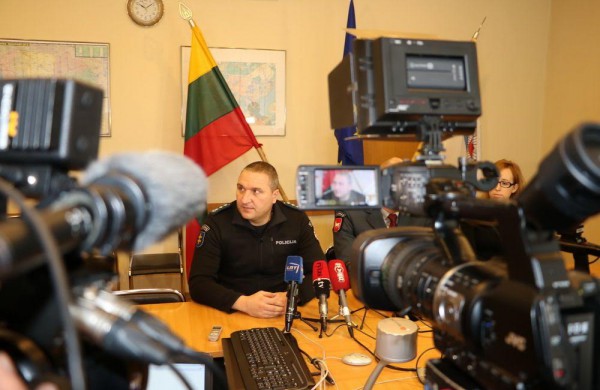 Pareigūnai įspėja: apyvartoje vėl pasirodė netikri eurai