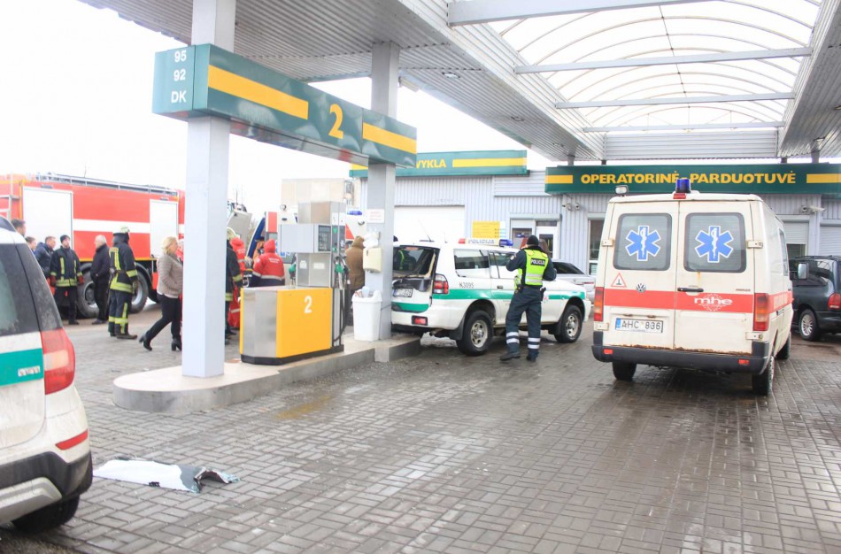 Dėl įvykio „Žibalo“ degalinėje Valstybinė darbo inspekcija tyrimo nepradėjo