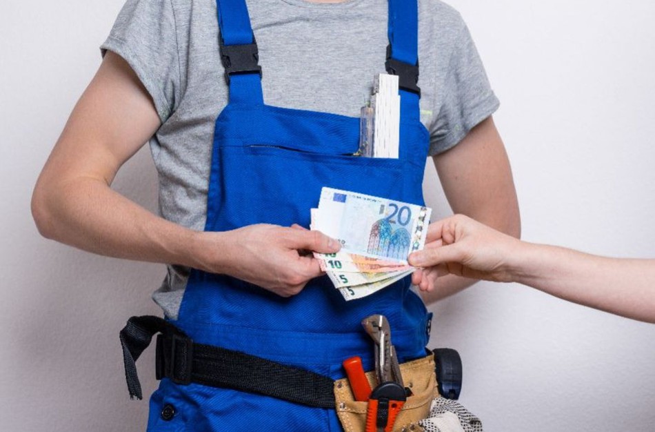VDI: darbo užmokestį būtina išmokėti laiku, vėlavimo pasekmės – darbdavio atsakomybė