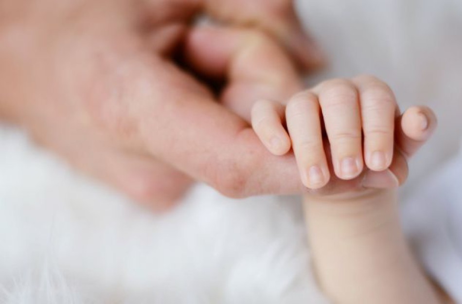 Gaunu vaiko priežiūros išmoką ir dirbu – ką svarbu žinoti 
