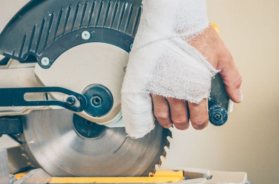 Šiais metais Lietuvoje jau įvyko 16 mirtinų ir 111 sunkių  nelaimingų atsitikimų darbe