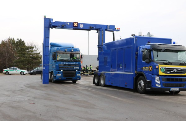 Jonavos rajone – Lietuvos muitinės ir kelių policijos tarnybų patikrinimas
