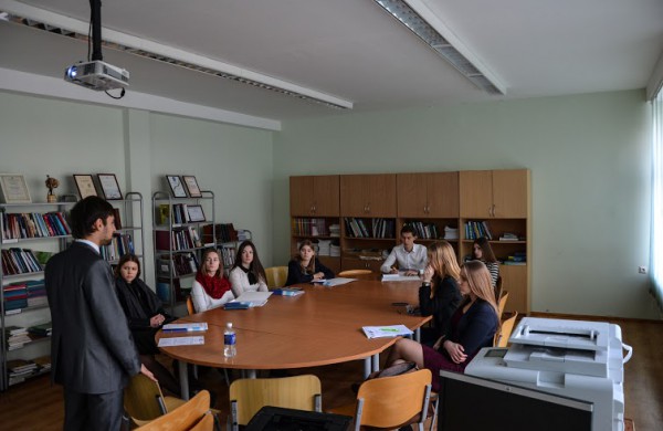 Jonavoje moksleiviai  trims dienoms tapo Europos Parlamento nariais