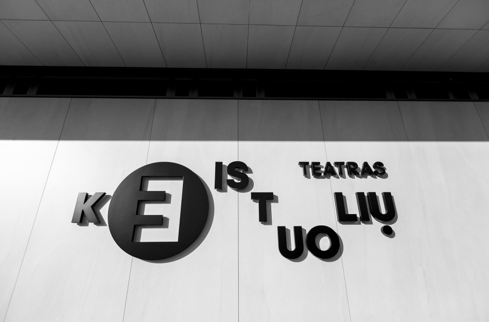 Situacija visų pamėgtame teatre šokiravo ministrą Š. Birutį: tai – skandalinga