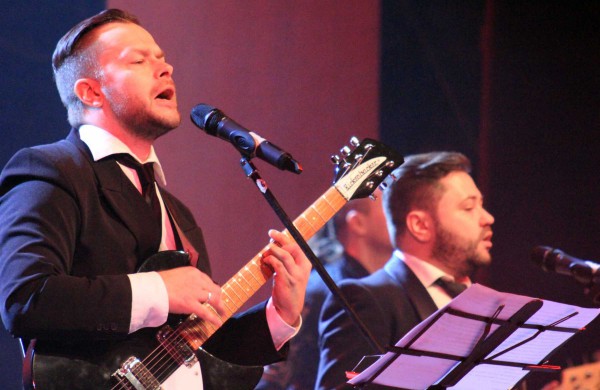 Atsiimti metų jonavietės apdovanojimo į sceną kilo ir vienuolė, ir policininkė