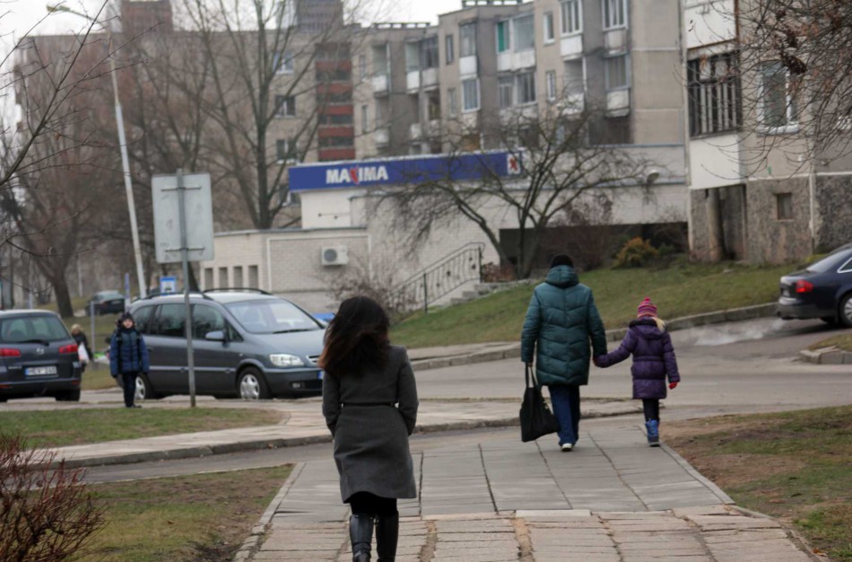 Niekur nedeklaruotas? Nemokamo vaikų maitinimo, socialinių išmokų ir kompensacijų nebus