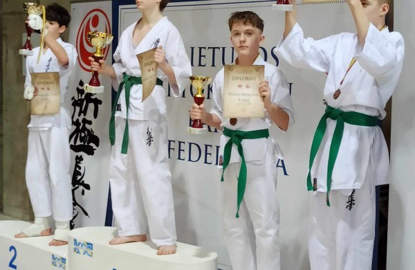 Trys jonaviečiai Kyokushin pirmenybėse iškovojo auksą