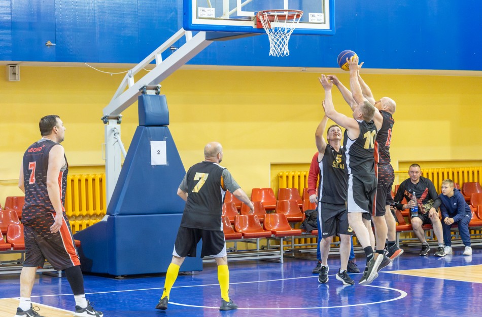Jonavos rajono seniūnijų komandos susitiko krepšinio 3x3 varžybose: komandos varžėsi 3 grupėse