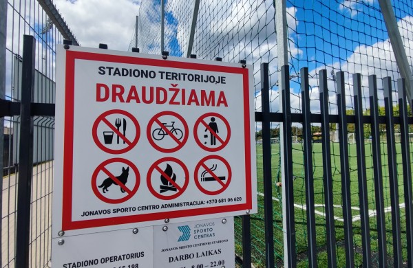 Romas: Ar Jonavos miesto stadione ne per daug draudimų?  