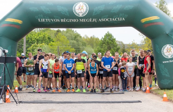 Prasidėjo šeštasis Jonavos bėgimo taurės sezonas 