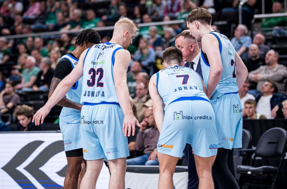 Po pertraukos atgal nesižvalgęs „Žalgiris“ – per pergalę nuo finalo