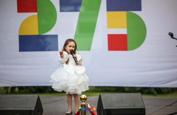 Jonava pagerbė talentus ir pasitiko vasarą su muzika