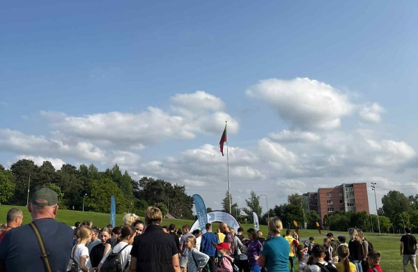 Sportiškas vasaros žingsnis: Olimpinė mylia su olimpiečiu Remigijumi Kančiu