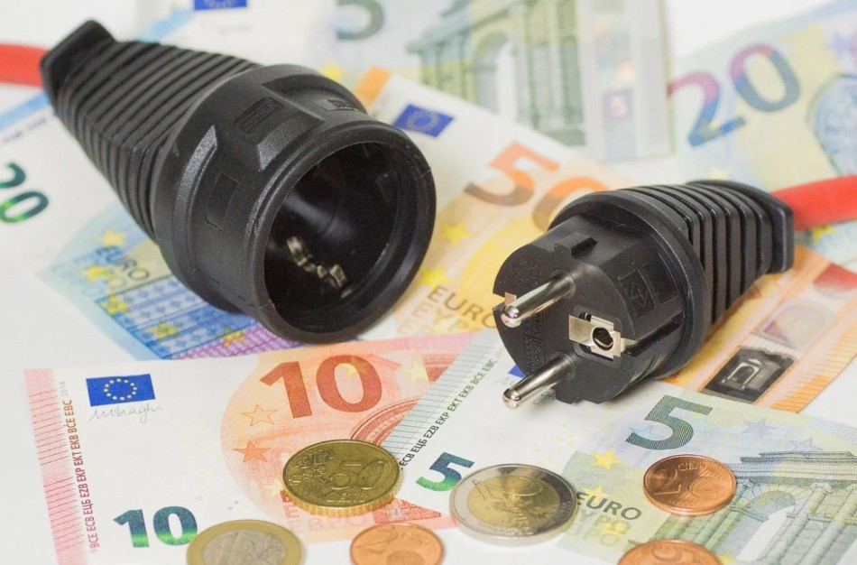 VERT'as ,,Ignitis", „Elektrum Lietuva“ ir „Enefit“ skyrė įspėjimus už reguliuojamos veiklos pažeidimus