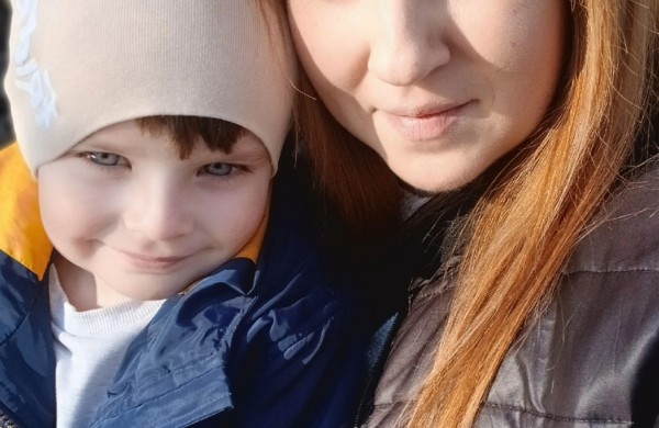 Ukrainiečių šeima Jonavoje rado saugumą ir naują pradžią: „Čia mūsų vaikai vėl gali svajoti“