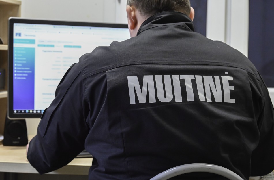 Muitinė žino, kiek iš tiesų kainuoja jūsų pirkinys 
