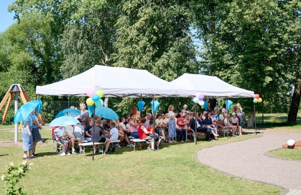 Jonavos Globos centro kiemelyje bendruomenės šventė – „Žvilgsnis į vasarą“