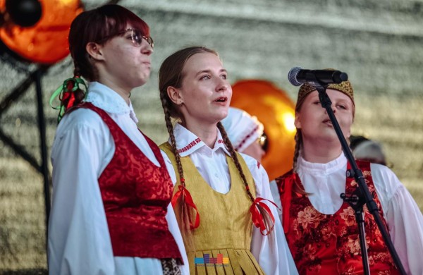 Liepos 6-oji Jonavoje: vienybė, tautiškumas ir muzika miesto širdyje
