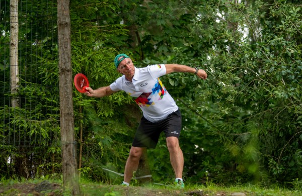 Lietuvos diskgolfo taurės V etape Molėtuose vėl žibėjo jonaviečiai