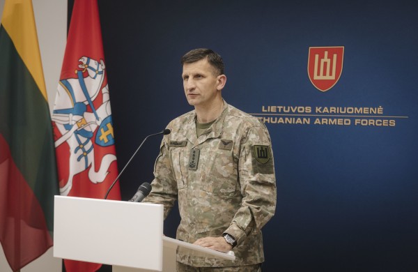 Vieneri metai Lietuvos kariuomenės vado pozicijoje: generolo Raimundo Vaikšnoro vertinimas