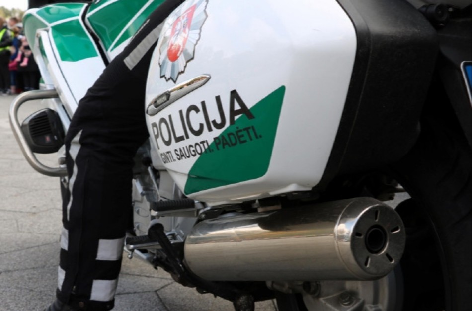 Jonavoje buvo susidūrę motociklai