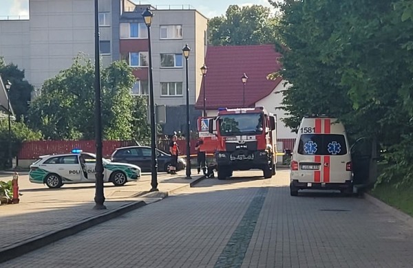 Jonavoje – nerimą sukėlęs radinys: prie namo rastas mokomasis prieštankinis sprogmuo