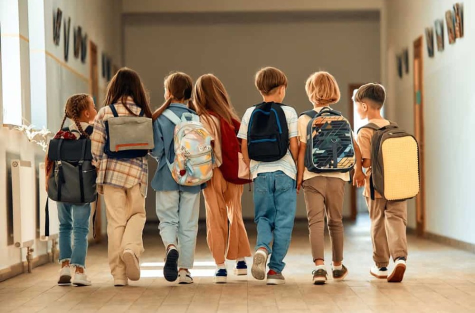 Kaip padėti vaikams po atostogų ramiai sugrįžti į mokyklą?