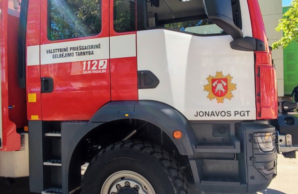 Nepagrįstas iškvietimas Jonavoje: pagalbos prašyta dėl neatsidarančių durų