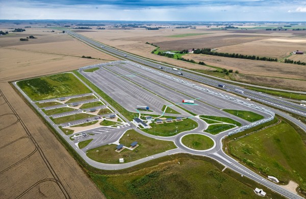 Netoli Lietuvos-Lenkijos pasienio atidaryta pirmoji šalyje moderni poilsio ir automobilių stovėjimo aikštelė